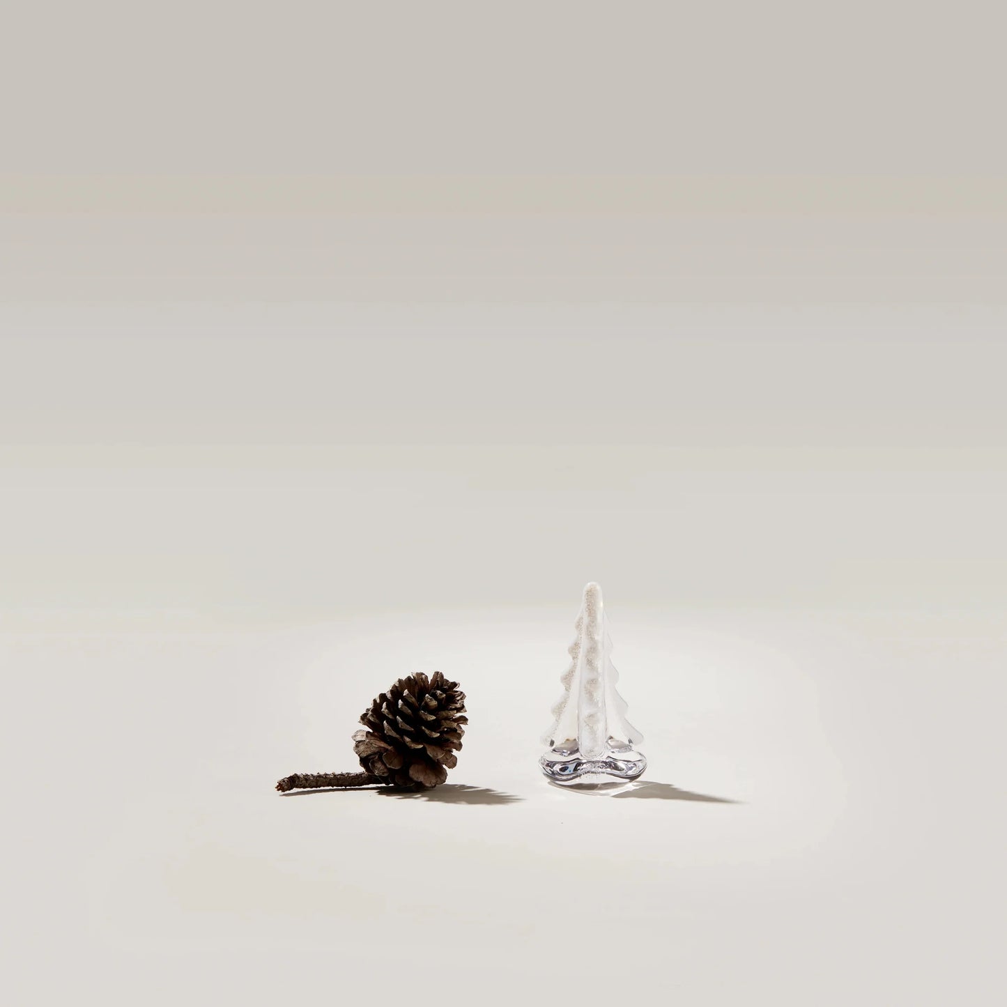 Simon Pearce Snowy Branches Evergreen Tree