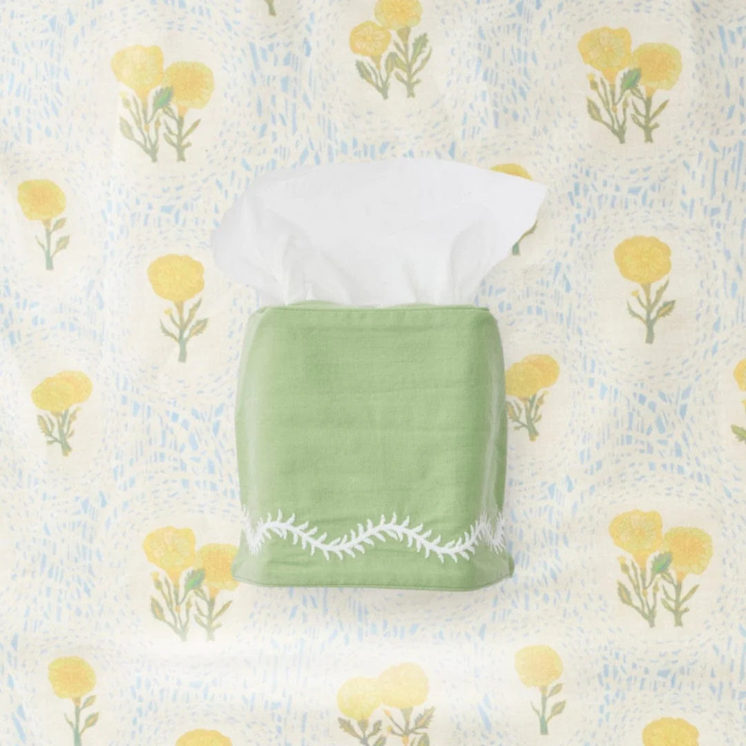 Cotton Tissue Box Cover in Green Vine