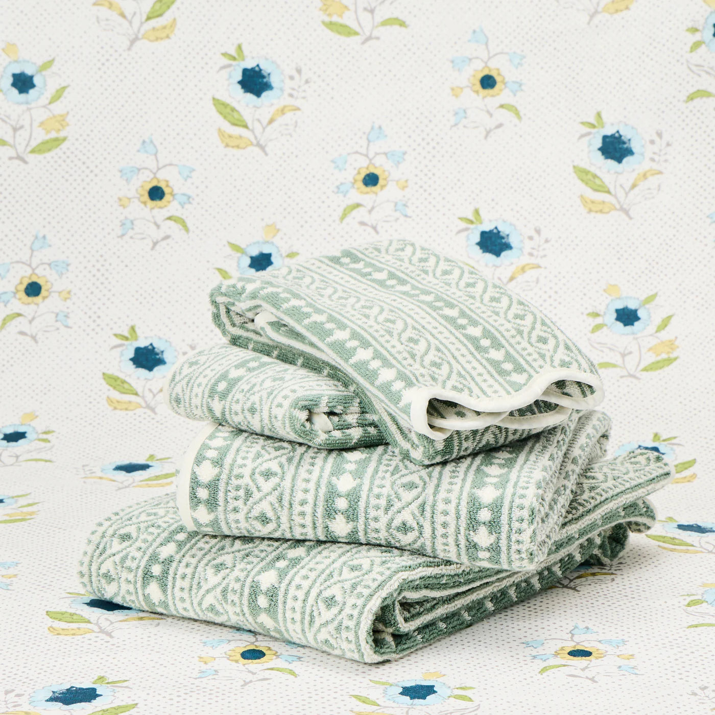 Scalloped Bath Towel in Leah O'Connell Georgie