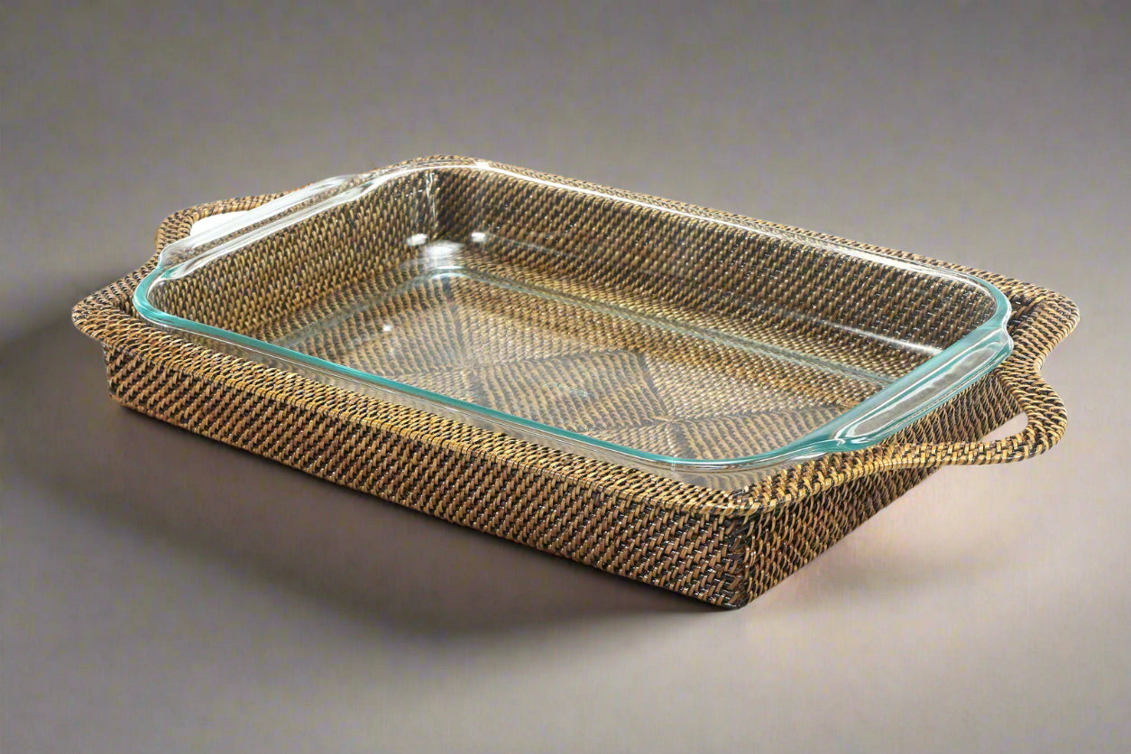 Rattan Rectangular Casserole Basket & Pyrex 4 Qt Baking Dish