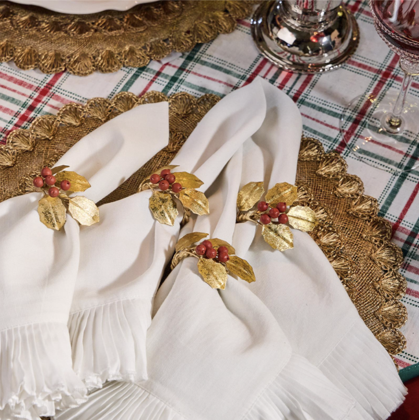 Juliska Forest Walk Multicolor Holly with Berries Napkin Rings (Assort. Set of 4)
