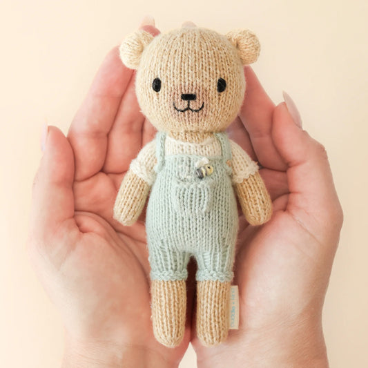Tiny Charlie the Honey Bear, Cuddle+Kind