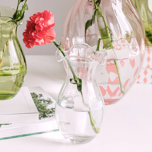 Vietri Vertical Small Clear Fluted Hibiscus Vase