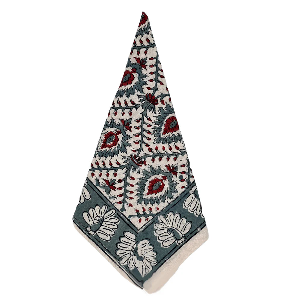 Abigails Cabana Tablecloth in Crimson and Clover
