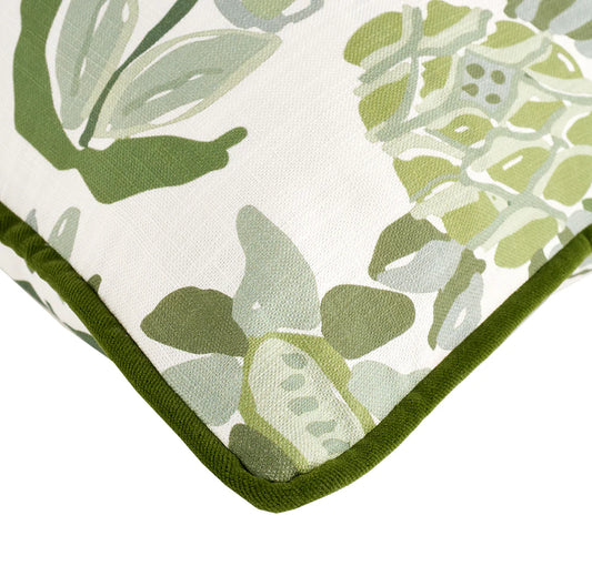 Ebba Moss Pillow with Velvet Leaf Pipe