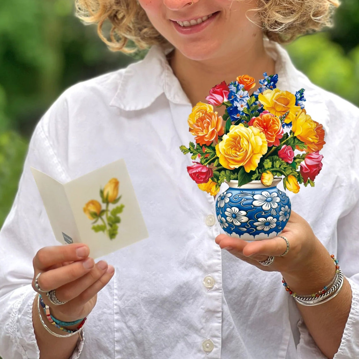 FreshCut Paper Sorbet Roses Pop Up Bouquet