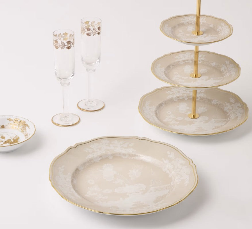 Oriente Italiano Meringa Round Platter, Ginori 1735