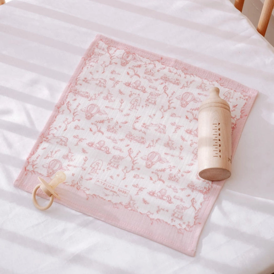 Burp Cloth, Toile de Jouy | Atelier Babbi