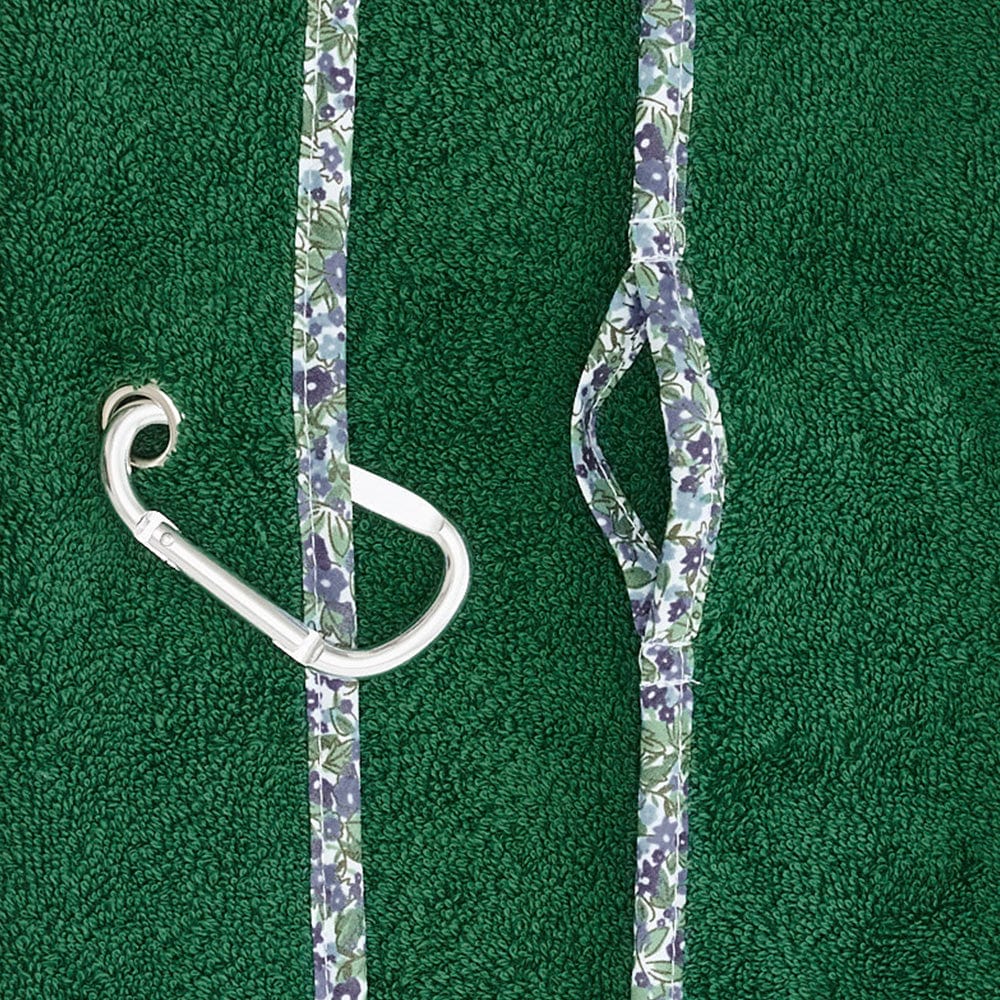 Scalloped Golf Towel in Green