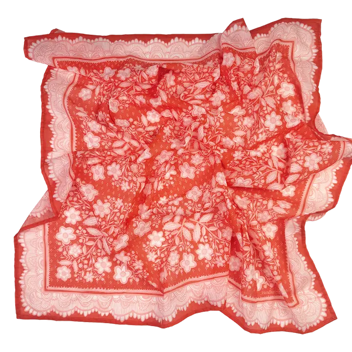 Lacey Bandana