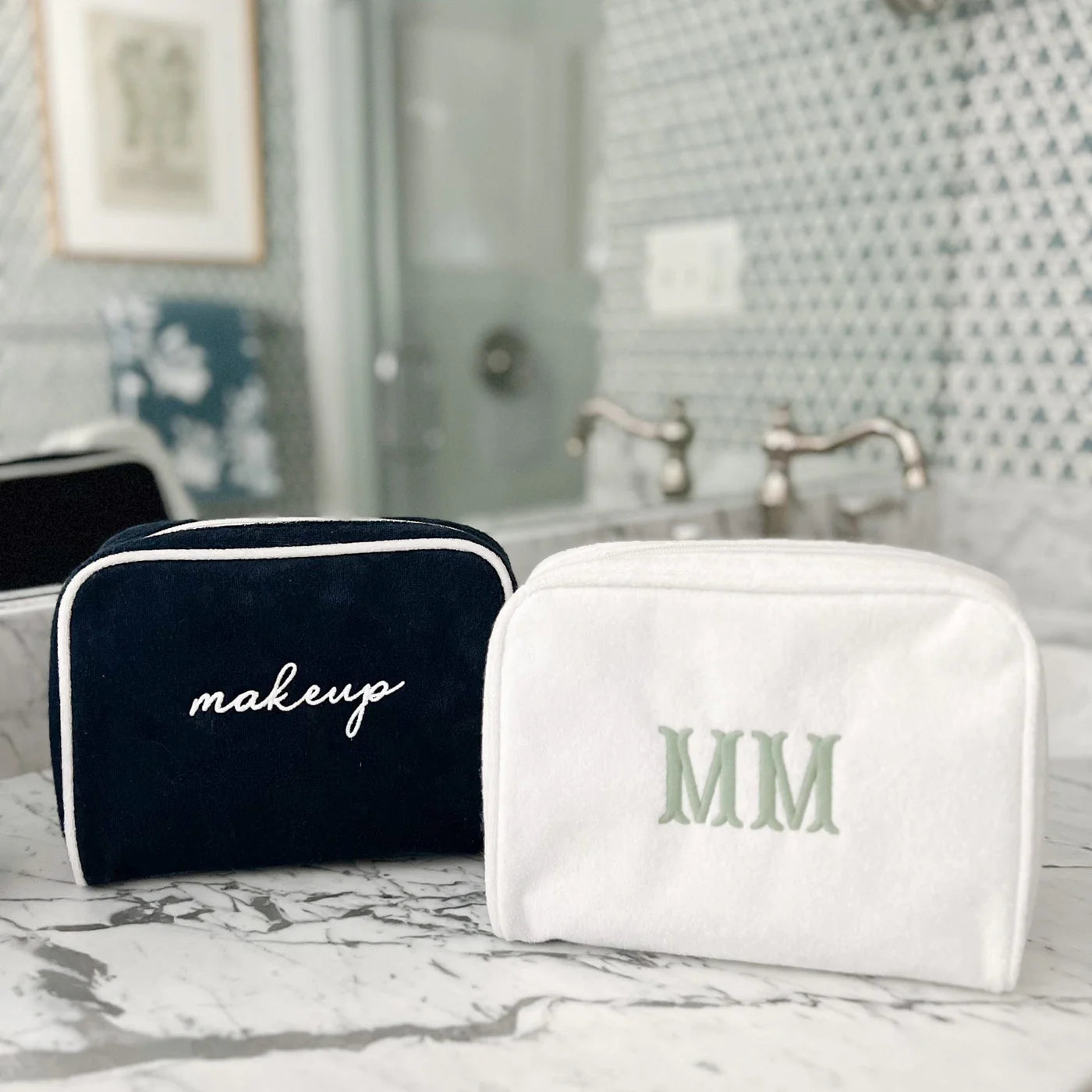 Signature Toiletry Bag in White