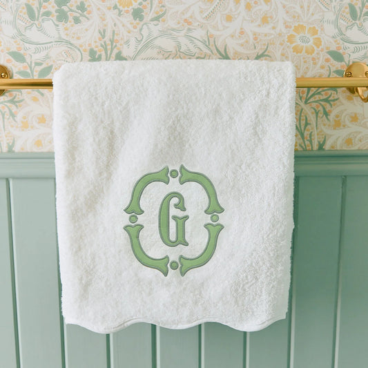 Scalloped Bath Towel in White