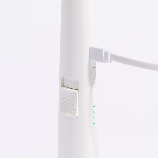 THE MOTLI LIGHT - White