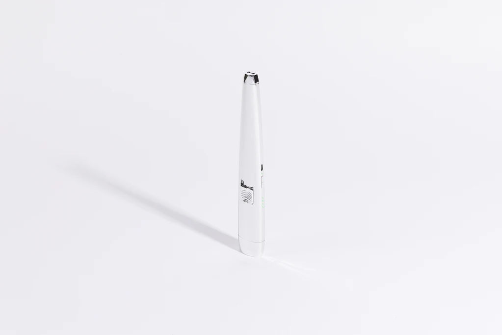 THE MOTLI LIGHT - Glossy Silver