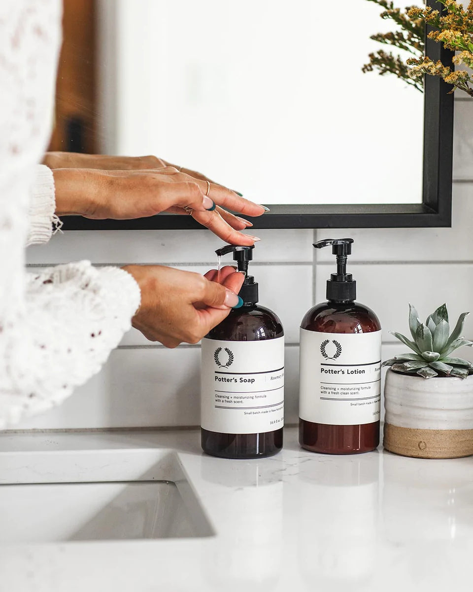 Farmhouse Pottery Potter's Rosemary Mint Lotion Gourmet & Co. Home