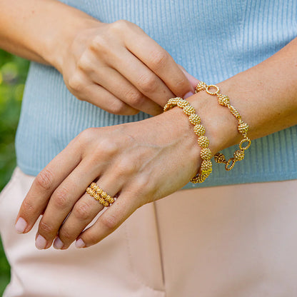 Berry Icon Ring in Gold, Capucine de Wulf
