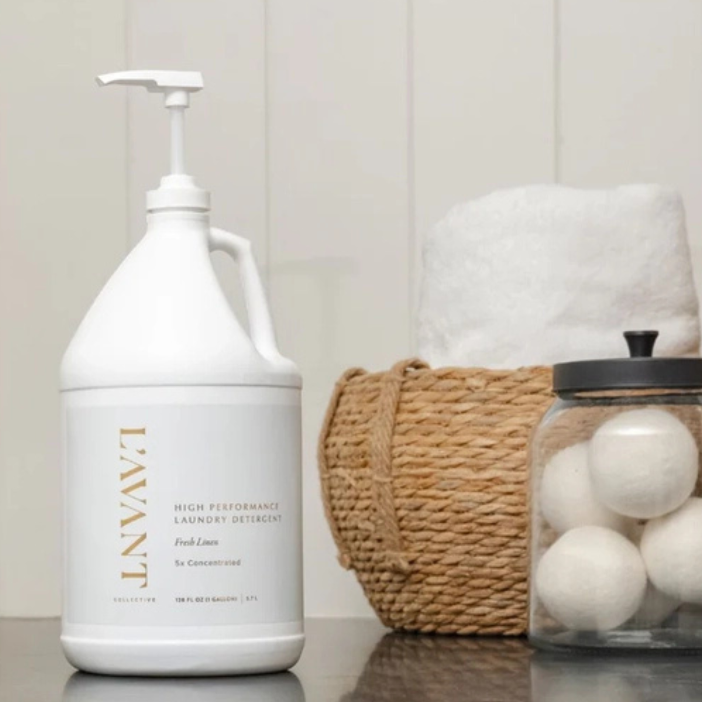 L'Avant Collective Fresh Linen Laundry Detergent Gallon