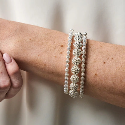 Berry Eternity Small Hinged Bangle in Silver, Capucine de Wulf