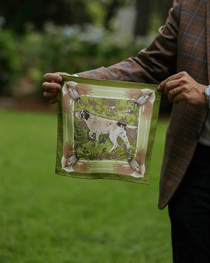 SM Olive Pointing Strong Double-Sided Silk Scarf