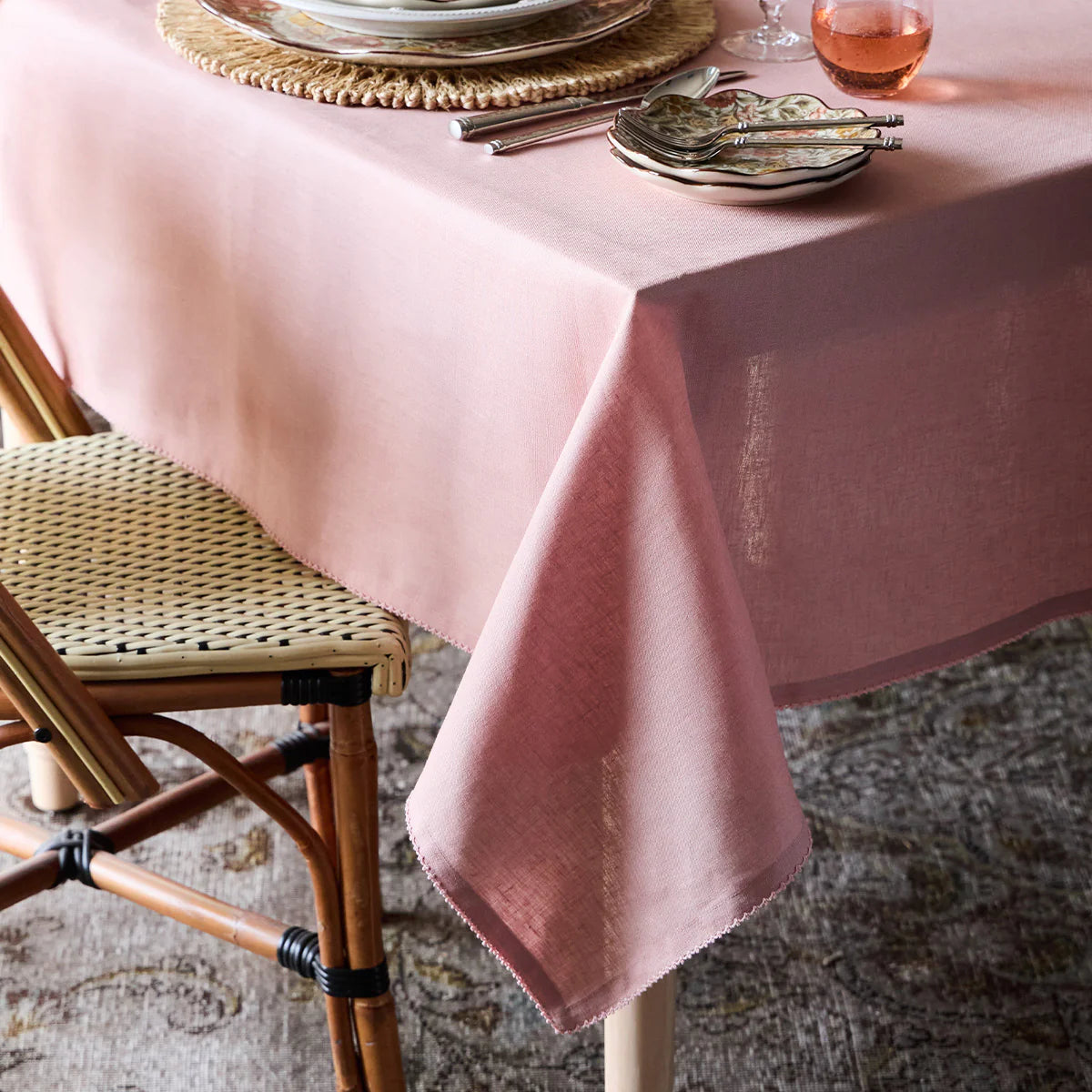 Juliska Berry Scallop 60" x 120" Tablecloth