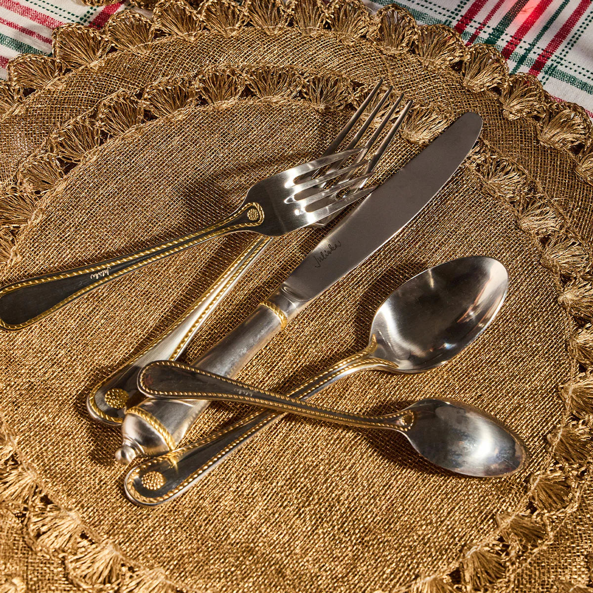 Juliska Berry & Thread Bright Satin with Gold Accents 5pc Place Setting