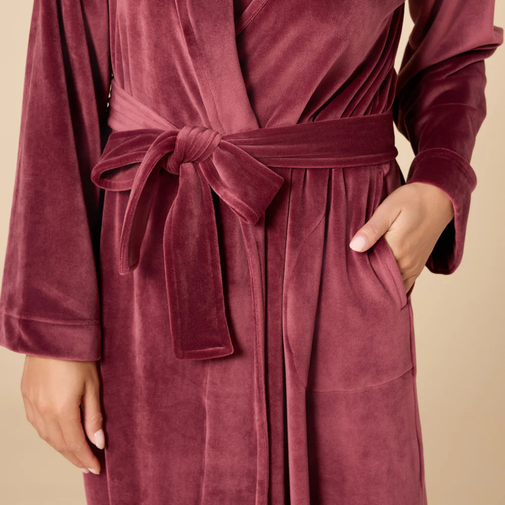 CHERRY COLA Serenity Shear Mink Wrap Robe