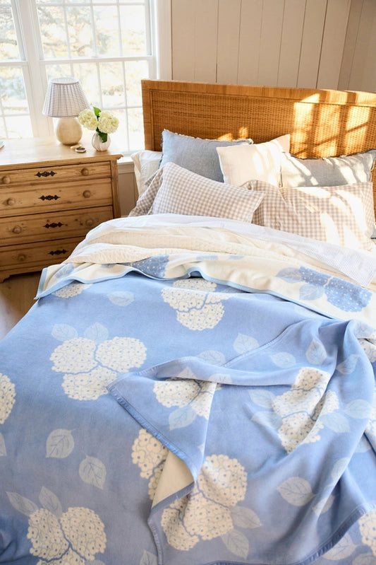 Chappy Wrap Hydrangeas Bluebell Blanket
