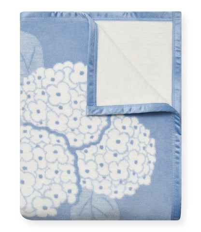 Chappy Wrap Hydrangeas Bluebell Blanket