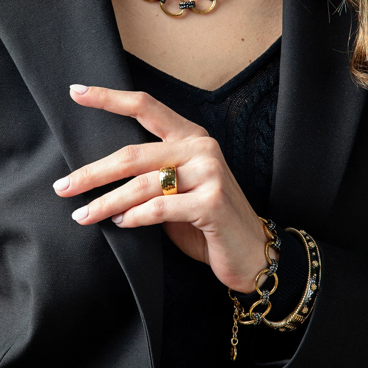 SIZE 8 Cleopatra Ring Band in Gold, Capucine de Wulf