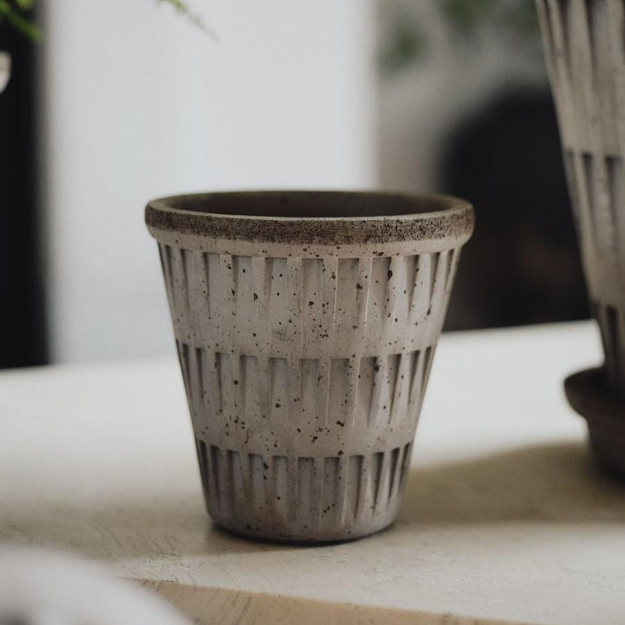 Berg's Potter GREY Pantheon Pot