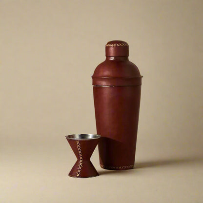 Coctelera Leather Cocktail Shaker & Jigger Set