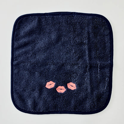 Coral Kiss Makeup Face Cloths Set