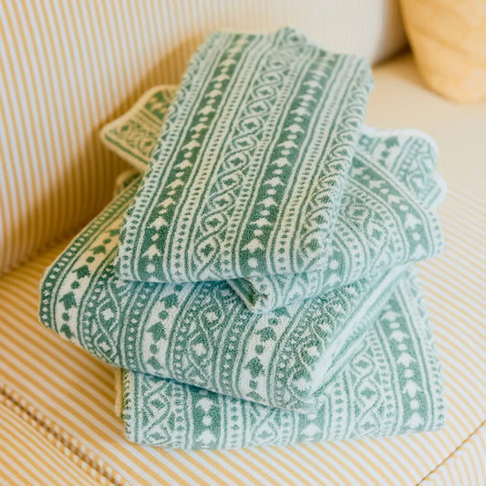 Pair of Scalloped Hand Towels in Leah O'Connell Georgie