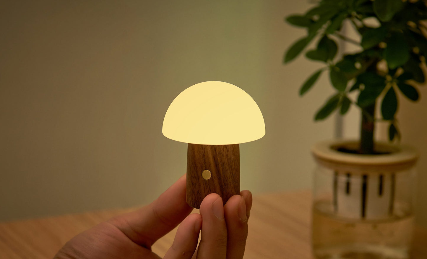 Super Mini Alice Mushroom Lamp Walnut