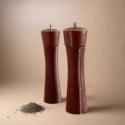 Sal y Pimienta Leather Salt & Pepper Mills