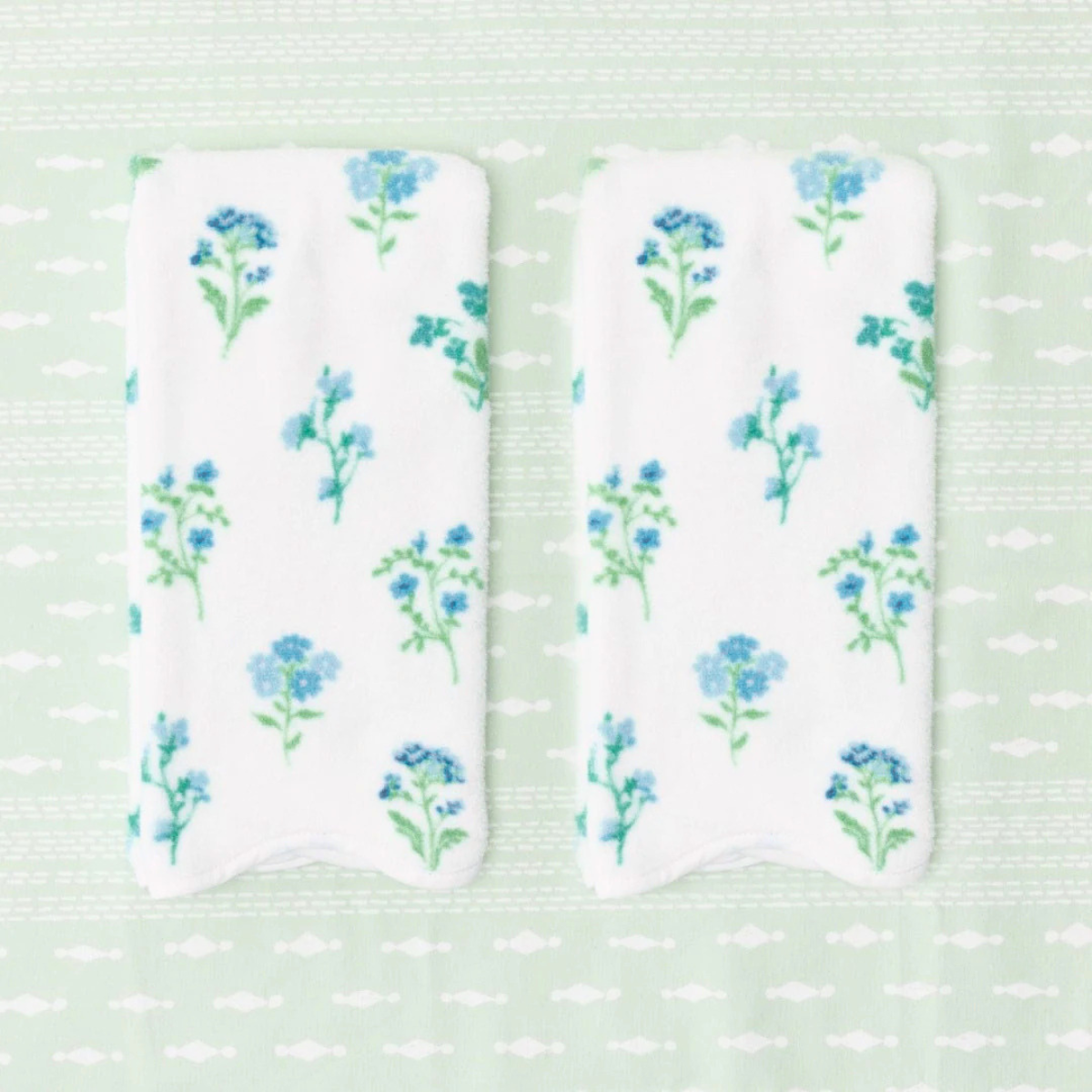 Pair of Scalloped Hand Towels in Frances Floral