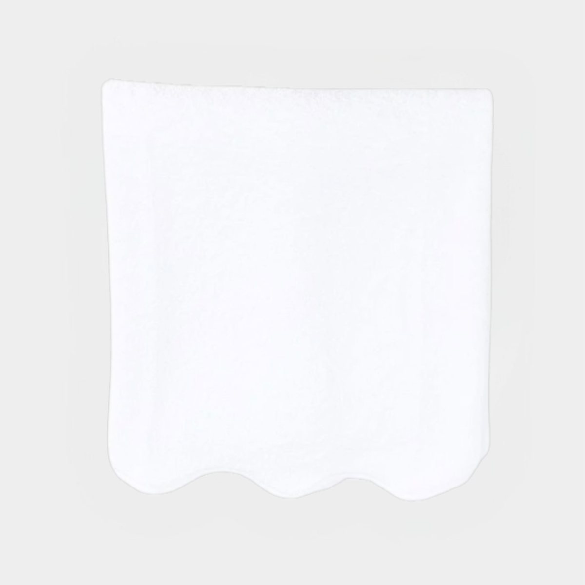Scalloped Bath Towel in White
