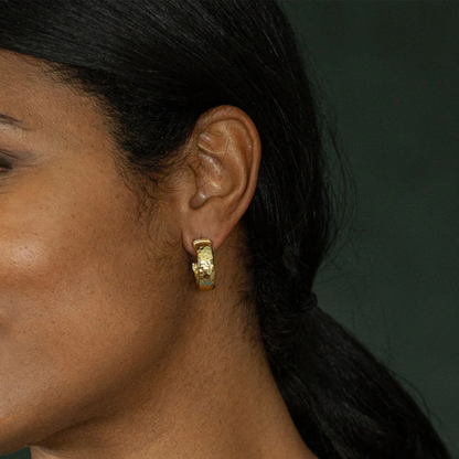 Cleopatra Classic Small Hoop Earrings in Gold, Capucine de Wulf