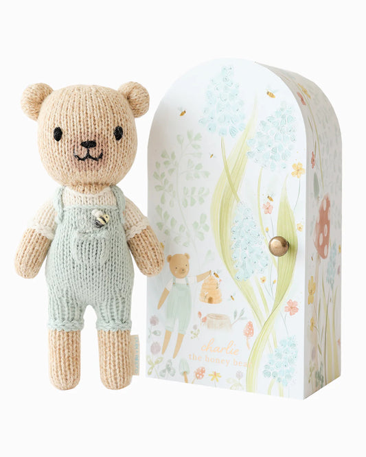 Tiny Charlie the Honey Bear, Cuddle+Kind