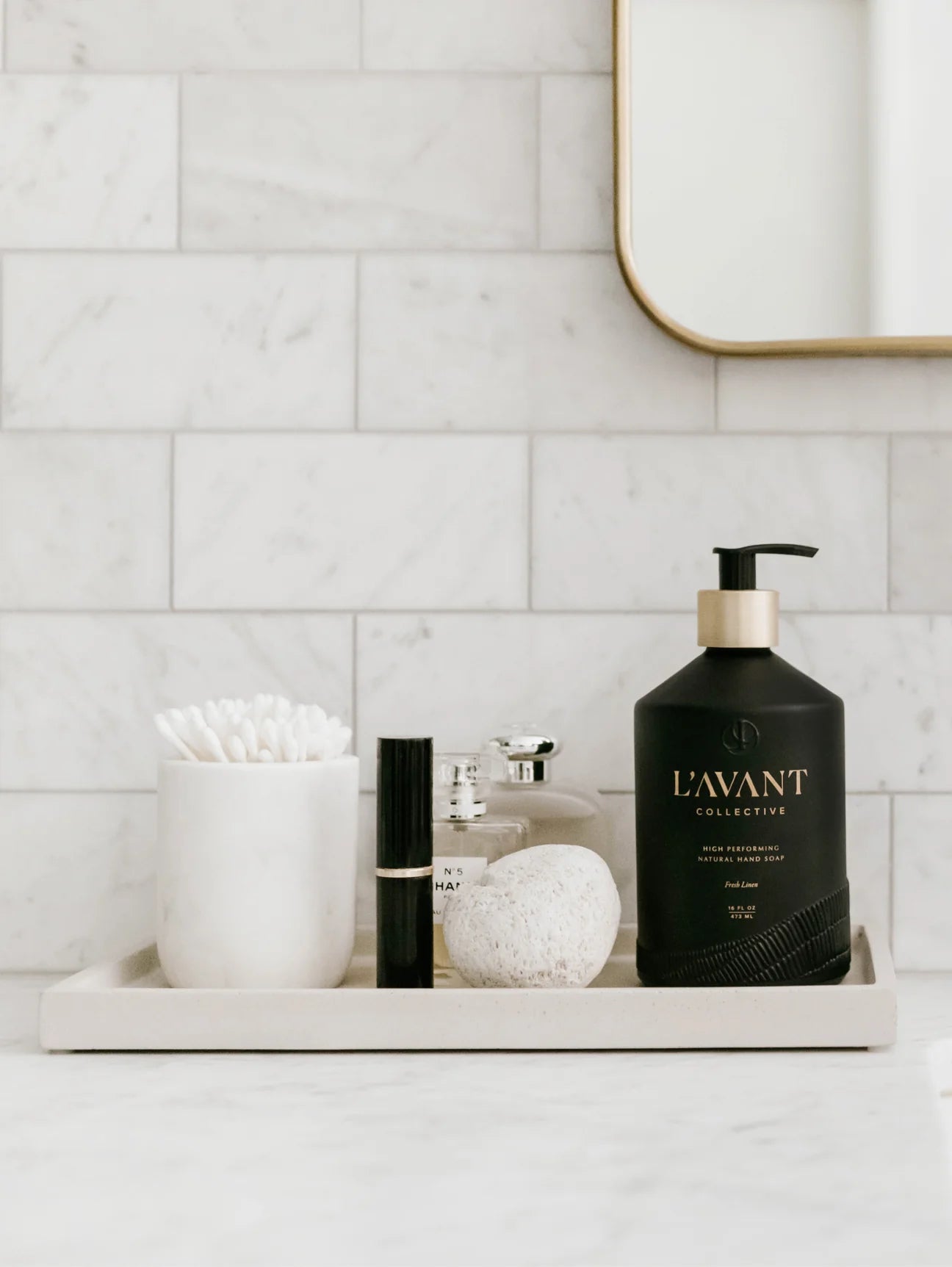L'Avant Collective Fresh Linen Hand Soap 16 Oz.