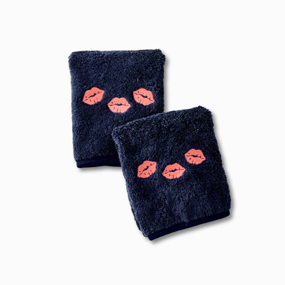 Coral Kiss Makeup Face Cloths Set
