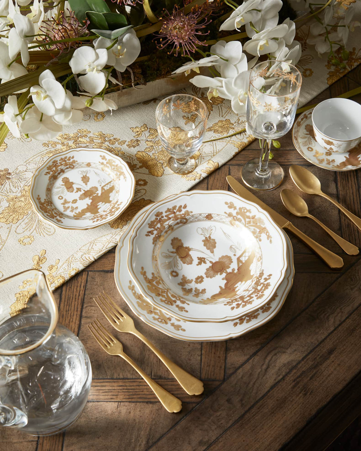 Oriente Italiano Aurum Dessert Plate, Ginori 1735