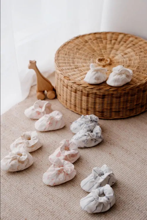 Booties in Pink Ribbon | Atelier Babbi