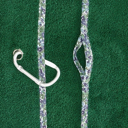 Scalloped Golf Towel in Green