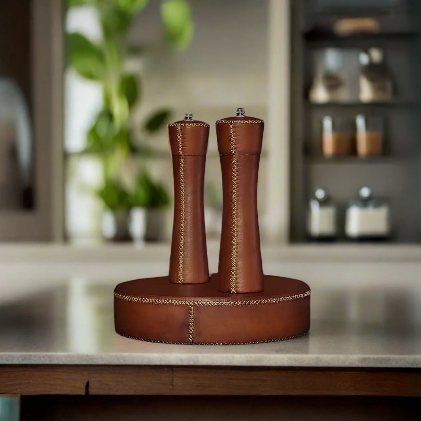 Sal y Pimienta Leather Salt & Pepper Mills