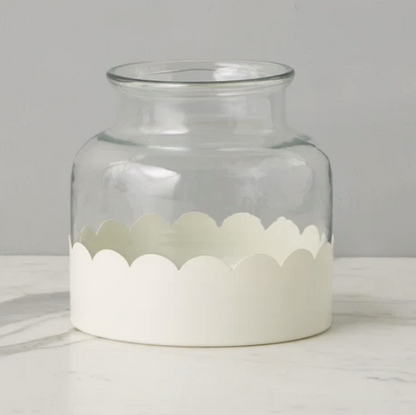 2-in-1 Scalloped Bloom Vase