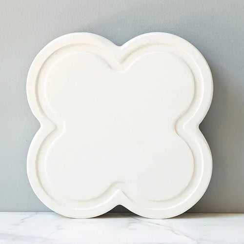 Quatrefoil Pine Trivet White