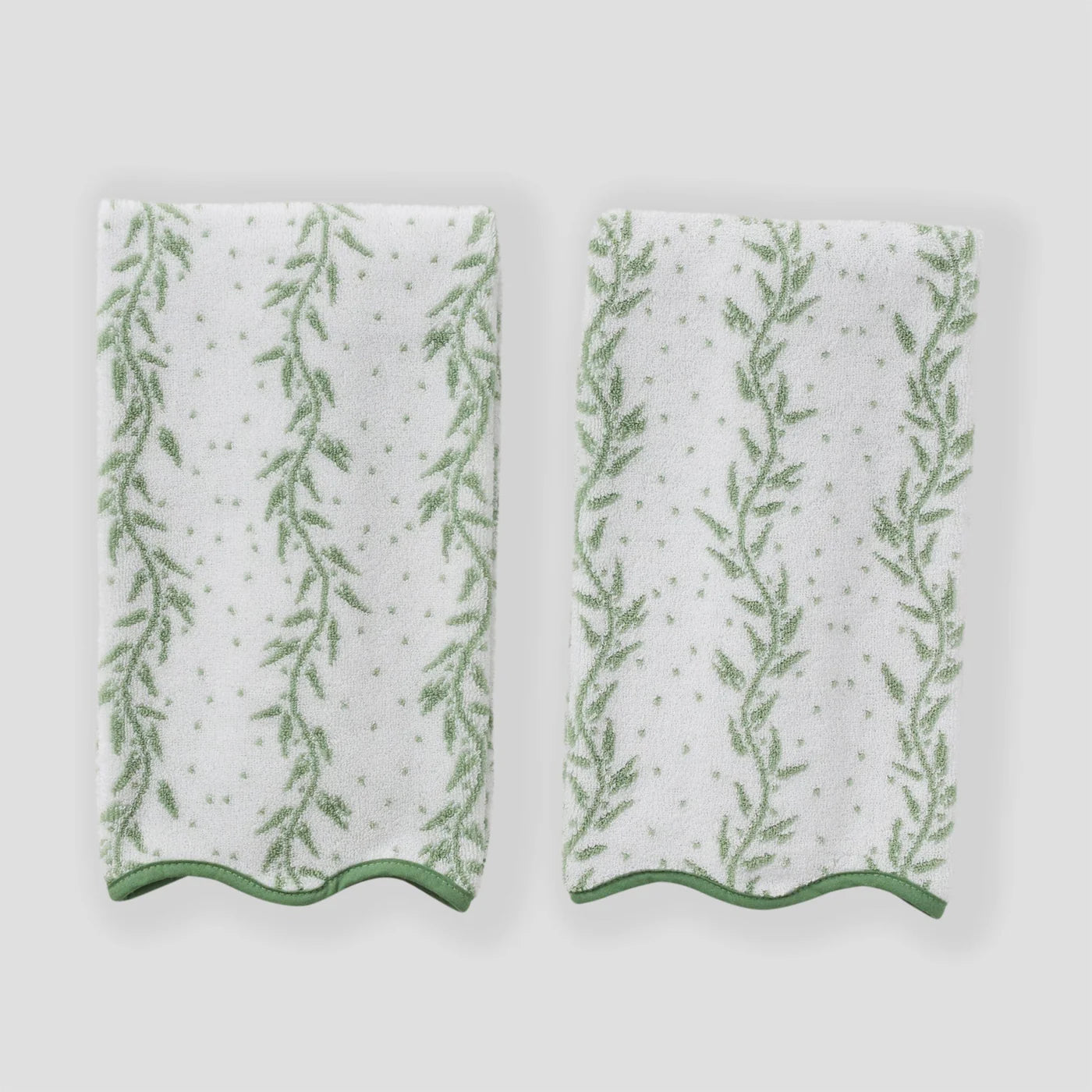 Pair of Scalloped Hand Towels in Willow