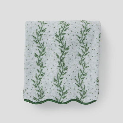 Scalloped Bath Towel in Willow