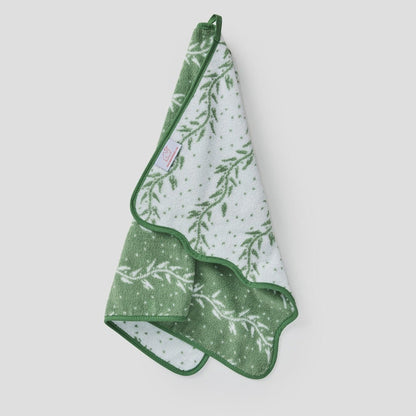 Pair of Scalloped Hand Towels in Willow